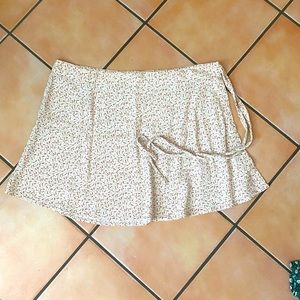 SOLD Brandy Melville Genevieve Skirt